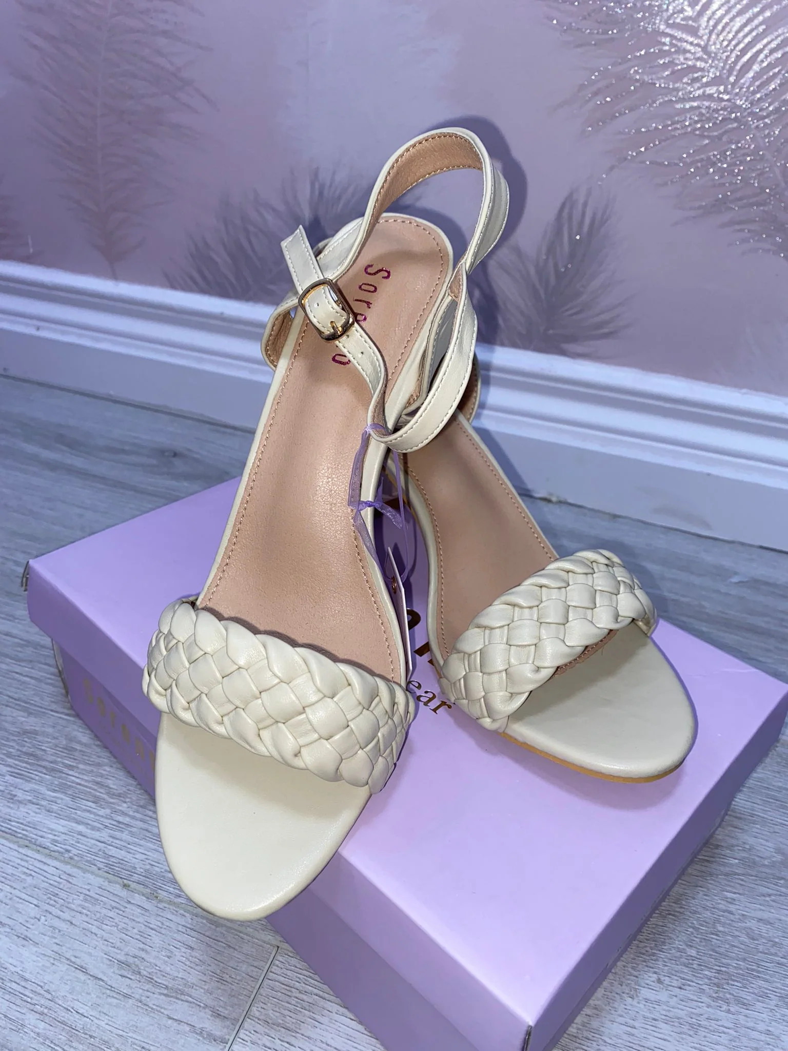 Sorento nude block heel - Image 3