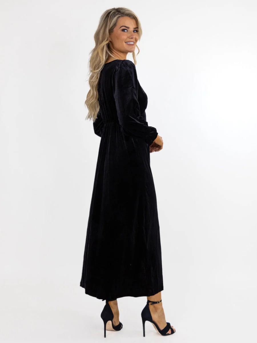 Streasa black velvet dress - Image 5