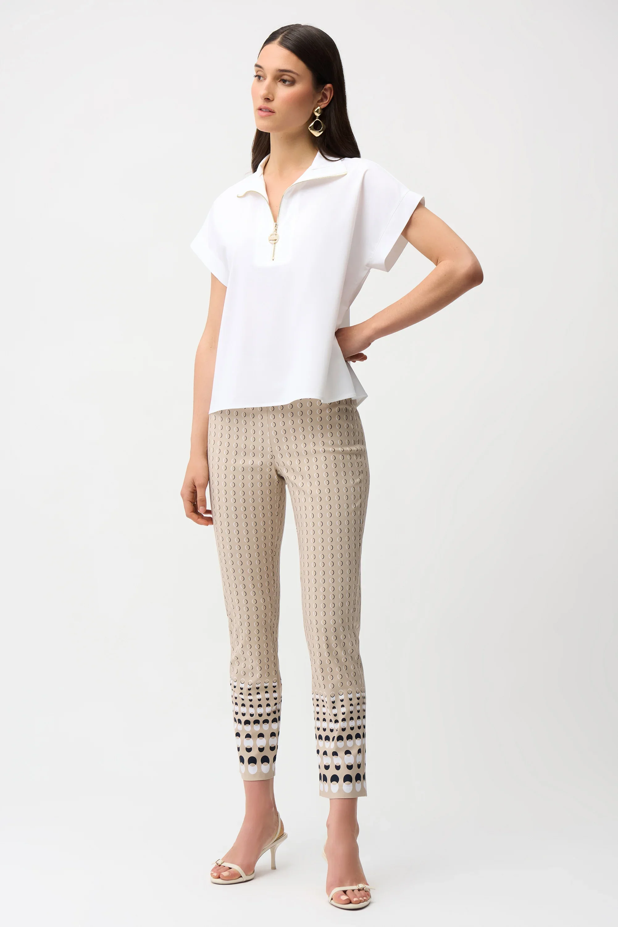 Stretch Poplin Straight Top With Zipped Neckline
261140 - Image 2