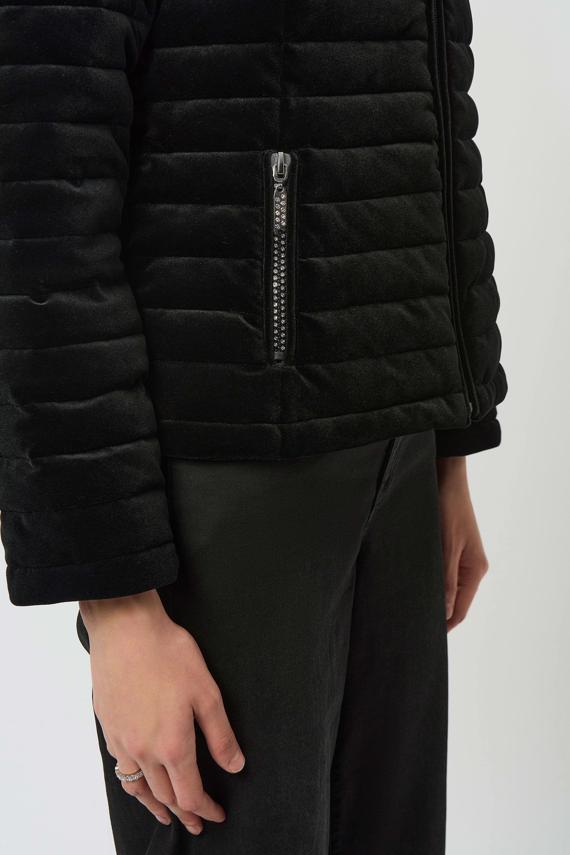 Stretch Velvet Puffer Jacket with Faux Fur Collar
253928 - Image 7