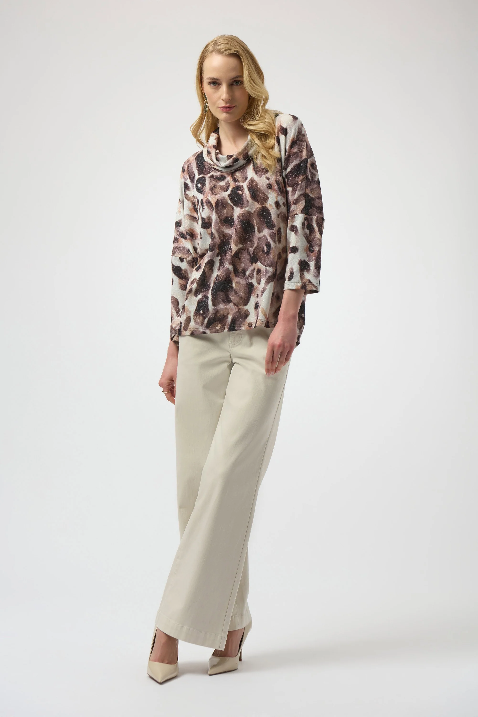 Sweater Knit Animal Print Tunic
254033 - Image 2