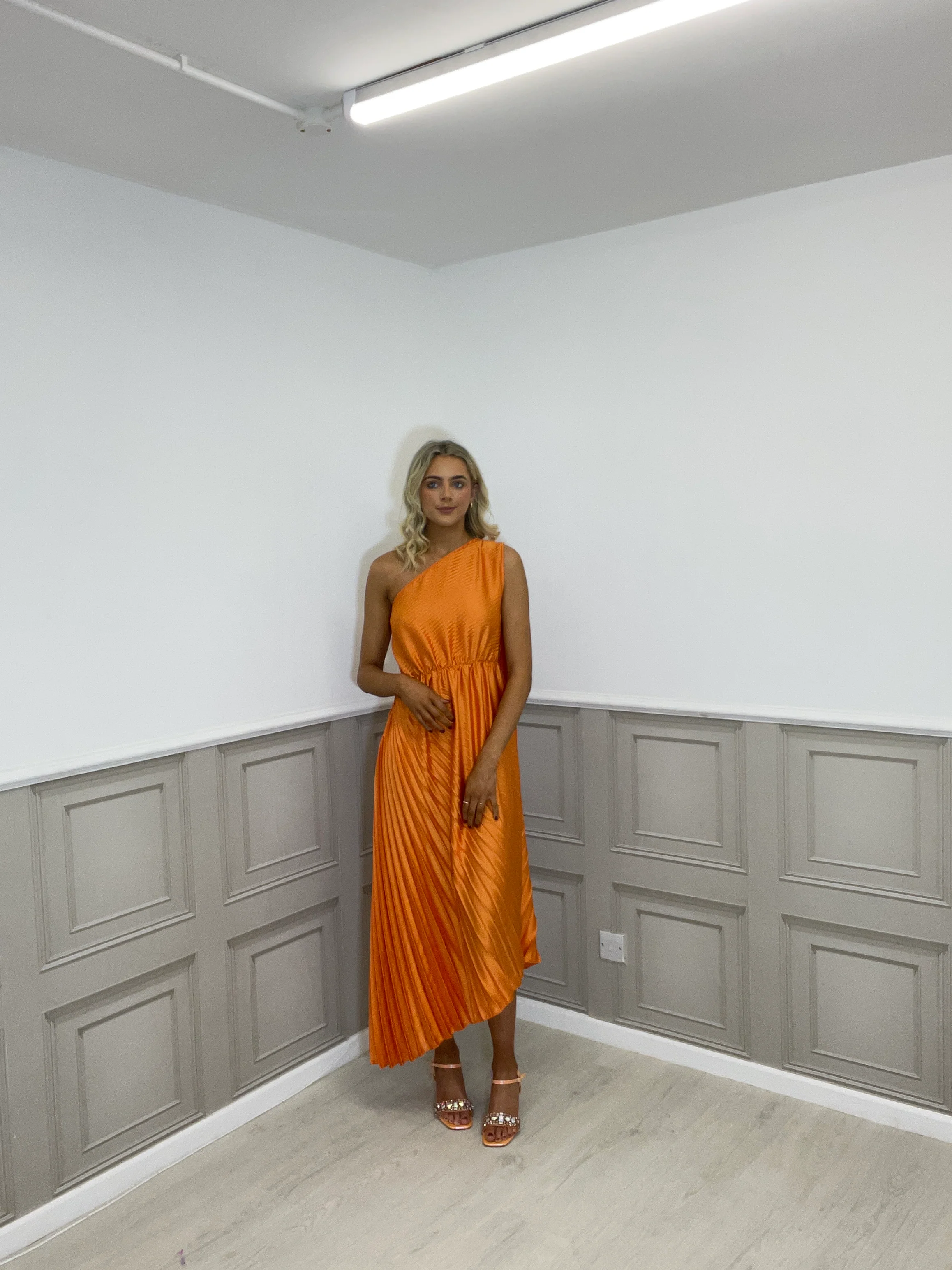 Tessa orange one shoulder dress - Image 5
