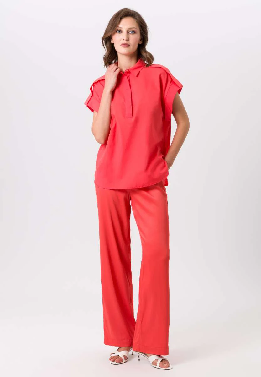Tuzzi blouse with shoulder details - Image 3