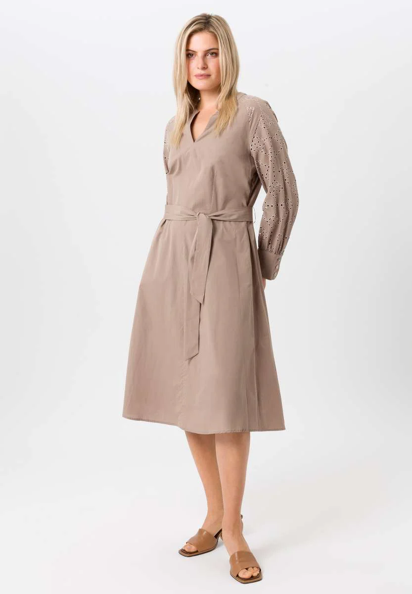 Tuzzi dress with embroidery accents - Image 2
