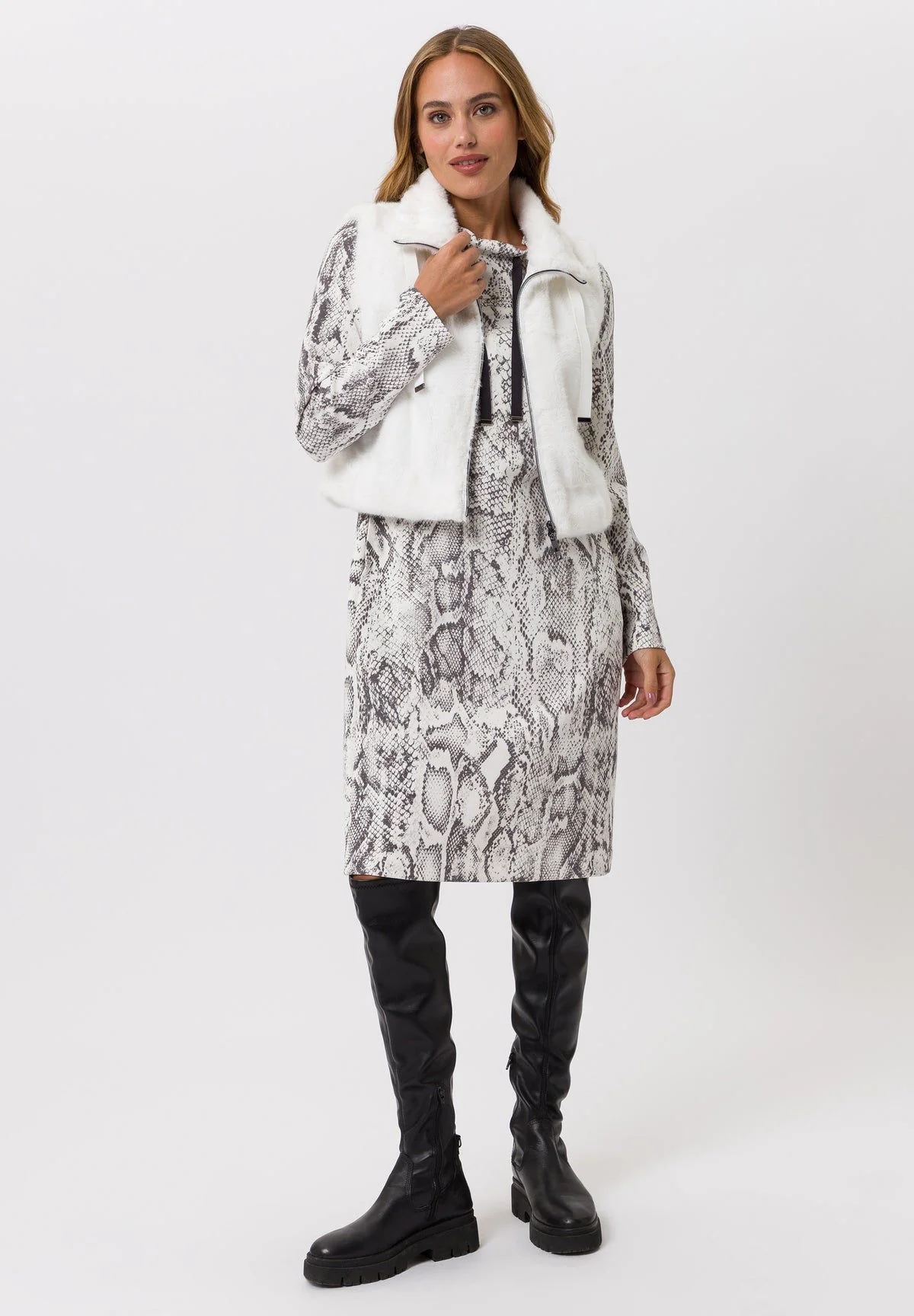 TUZZI FUR GILLET - Image 3
