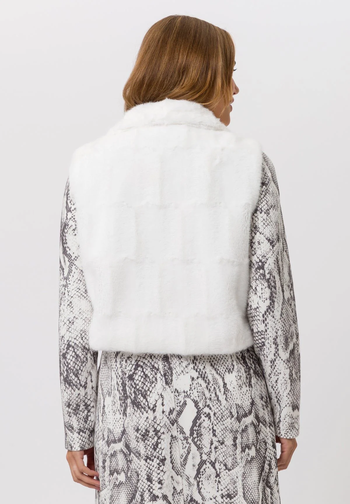 TUZZI FUR GILLET - Image 4
