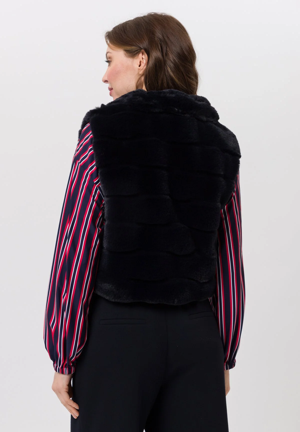 Tuzzi navy faux fur gilet - Image 6