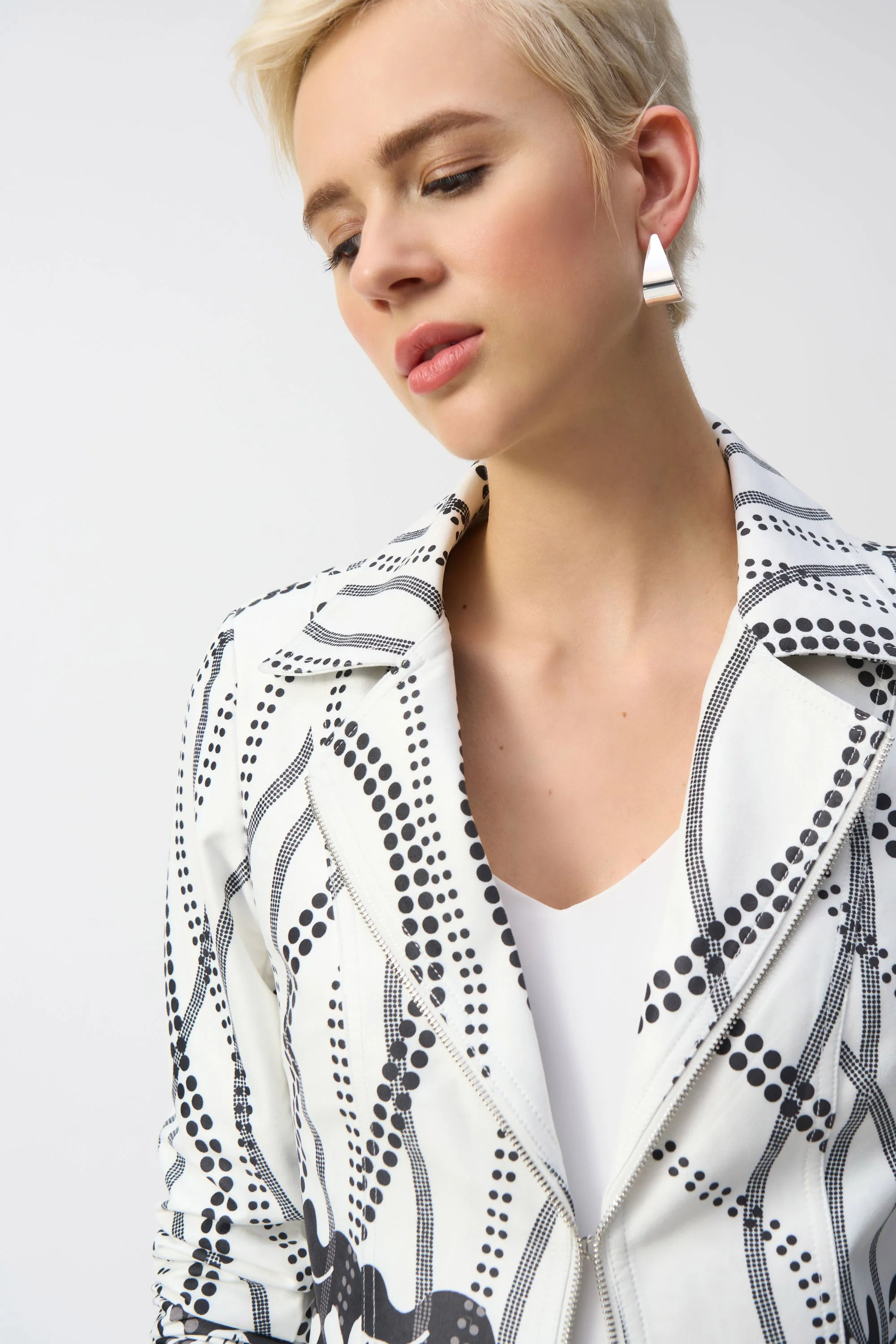 Faux Suede Floral Print Jacket
251910 - Image 2