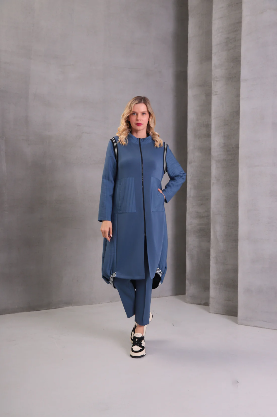 I.NCO 6068 Coat in petrol