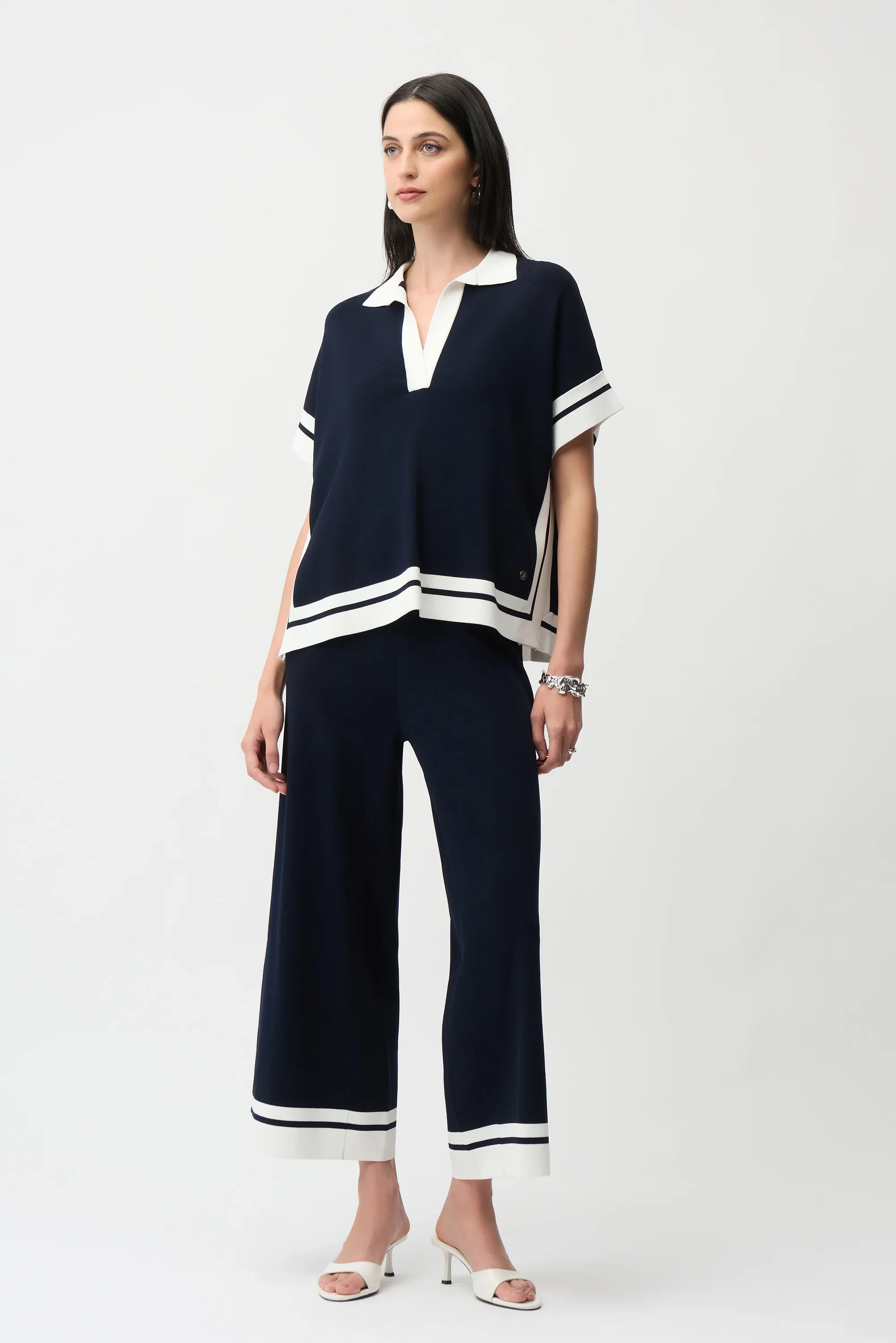 Viscose Blend Boxy Sweater With Stripe Detail
261941 - Image 5