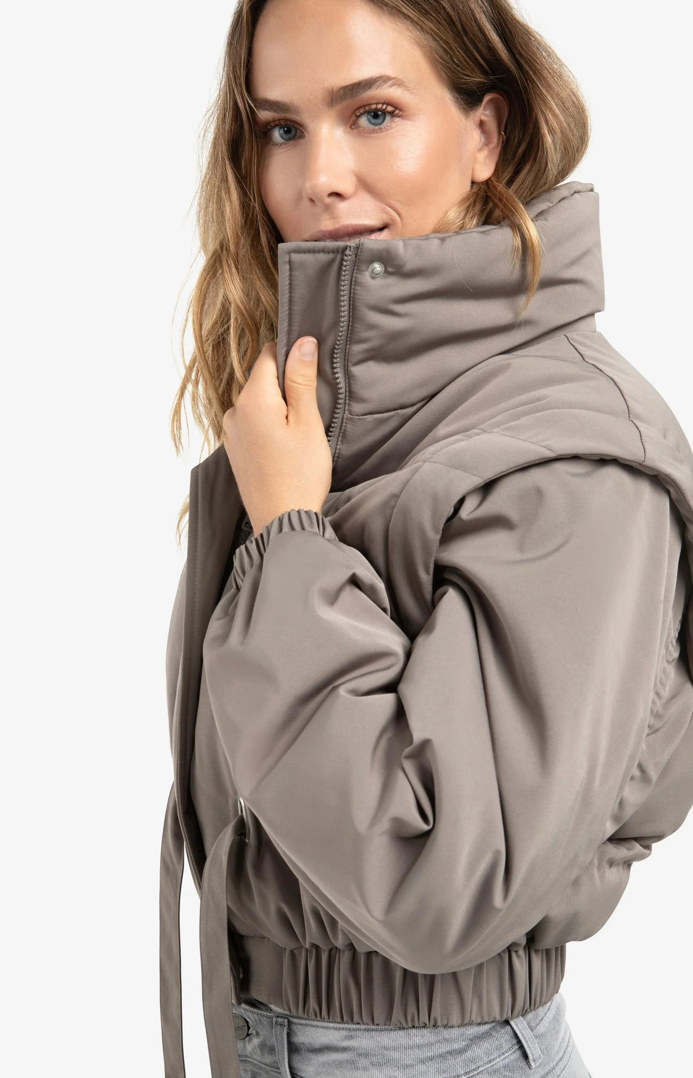 YAYA cropped nylon jacket with zip-off sleeves - Image 7