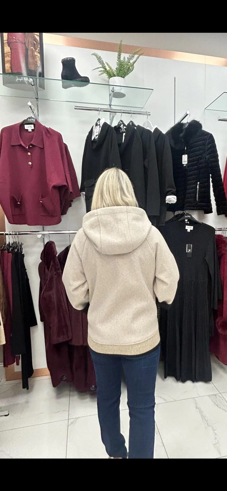 ZIA SHORT OVERALL WITH TWO-TONE DRAWN HOOD - Image 3