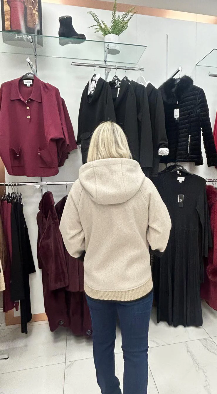 ZIA SHORT OVERALL WITH TWO-TONE DRAWN HOOD - Image 6