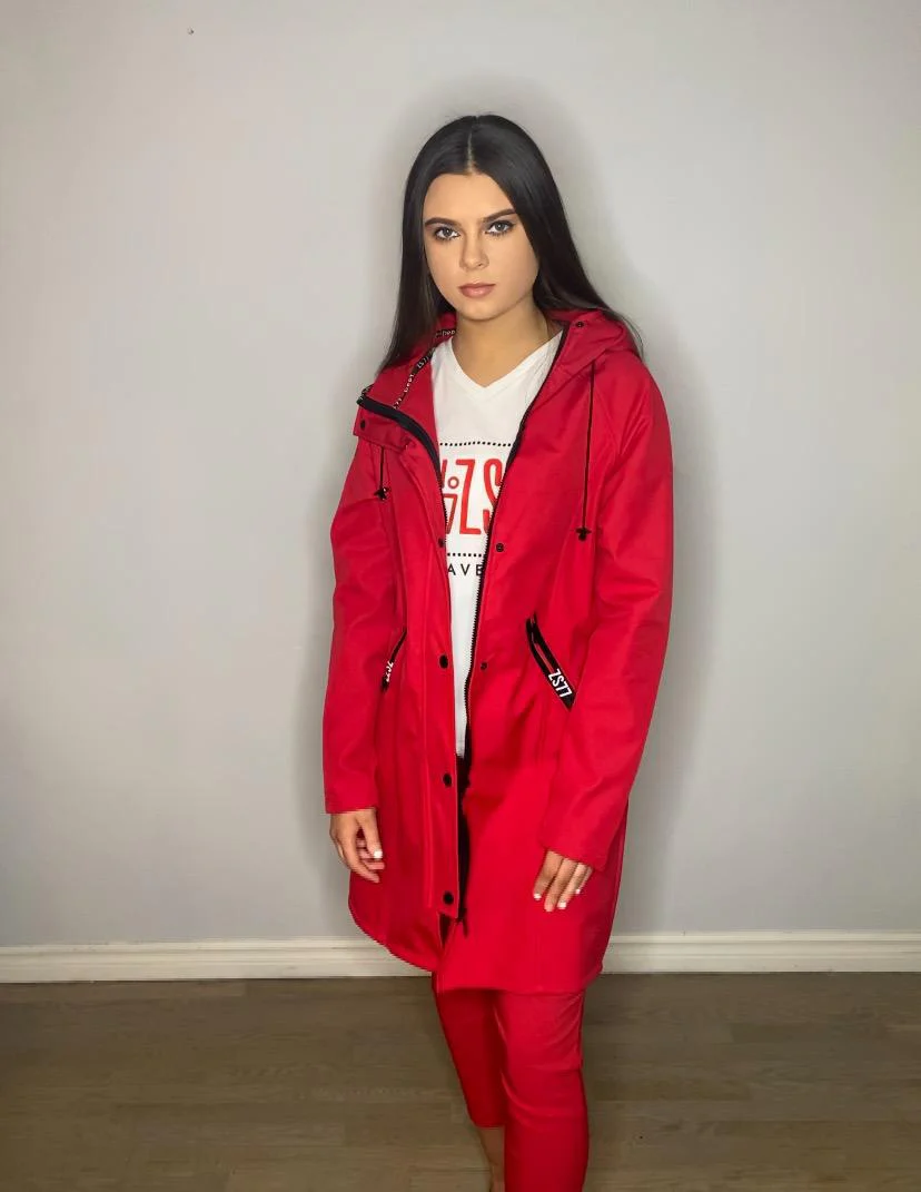zoso red coat - Image 3